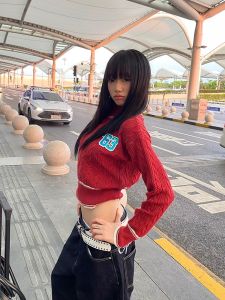 เสื้อคาร์ดิแกนถักคอตั้งสไตล์ย้อนยุคแบบอเมริกันสำหรับฤดูใบไม้ร่วงสำหรับผู้ชายและผู้หญิง แจ็คเก็ตสั้นแบบหลวมๆ ลำลอง ผ้าถักแบบย้อนยุค