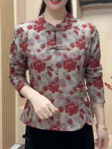 Fleece Lined Long Sleeve Turtleneck Thermal Top for Women Fashionable Anti-Aging Autumn Winter New Style Red Lucky Year Shirt