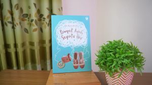 Buku Novel Dompet Ayah Sepatu Ibu oleh Js Khairen