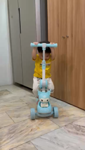 HSZ- Baby Three-in-One Childrens Skateboard Slippery Slide with Music - Foldable Scooter for Kids