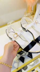 Giày sandal 1X HALEY STORE 2cm gót vuông mũi hở quai đen chữ đá khóa cài tiểu thư đi chơi đi học đi tiệc đi làm