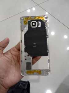 Frame atau midle atau tatakan LCD Samsung Galaxy note 5