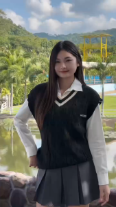 ( พร้อมส่ง ) เสื้อกั๊กไหมพรม ลายเรียบๆ ไตล์นักเรียนเกาหลี ใส่กันหนาวฤดูใบไม้ผลิ ขนาด Freesize สวมใส่สบาย 🔥🔥