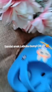 Sandal Let Karet Balita Labubu Bunyi Cit2 Lucu - Dulux 640E