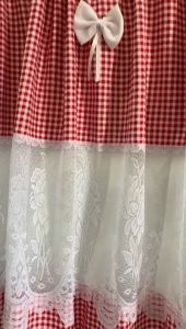 Gorden Kolong Dapur Kotak Renda Tengah Pita