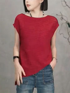 QINGNAER | Luxury Fashion Lazy Style Large Size Womens Red Texture One-Shoulder Slim Fit T-Shirt