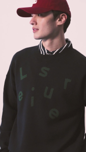 (Leisure Projects) Messy Logo Jumper เสื้อ Jumper ไหมพรมทรง over size ทอลาย ลายกราฟฟิค Messy Leisure Projects logo กลางอก