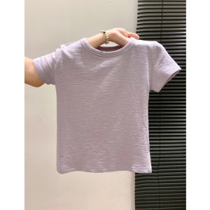 เสื้อยืดคอกลมแขนสั้นทรงสลิมฟิตสำหรับผู้หญิง เสื้อเชิ้ตทรงเข้ารูปดีไซน์เก๋ไก๋สำหรับฤดูร้อน 2025 ใหม่ล่าสุด