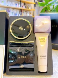 Set Phấn nước Ohui Ultimate Cover Cushion Moisture Special Set SPF50+/PA+++ mới