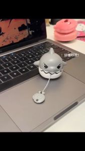 Portable backpack pendant Mini Shark Keychain Fun Pull String Shark Bite fish game Removable stretch toy Shark pendant Decompression toy Adult Fidget toy Car interior decoration pendant
