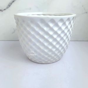 The Leaferie Maeve plant pots. Ceramic flowerpot . flowerpots . flower pot . planter . planters