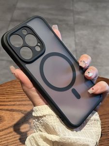Matte Finish Magnetic Absorption Pure Color Silicone Protective Case for Apple 14Promax 13 New Model Men Women Hand Skin Phone Shell