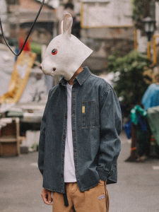 เสื้อเชิ้ตผู้ชายยีนส์ทรงหลวมสไตล์อเมริกันย้อนยุคฤดูใบไม้ผลิและฤดูใบไม้ร่วง เสื้อแจ็คเก็ตผู้ชายแขนยาวลำลอง เสื้อคลุมกันหนาว