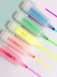 deli | Dụng Cụ Highlight Đa Màu Bảo Vệ Mắt Dung Lượng Lớn