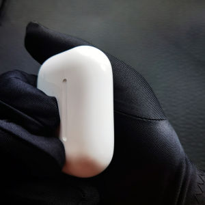 New Bluetooth Headphones 4th Gen Wireless Charging IOS18 Support HiFi Sound USB C Earphones for IPhne Android AI Translation