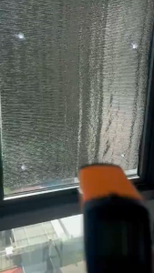 COD จัดส่ง 24 ชั่วโมง แผ่นฉนวนกันความร้อนได้สูง ฟิล์มบังแดดอลูมิเนียมฟอยล์หนา 2 ด้าน ป้องกันUV 90*100cm