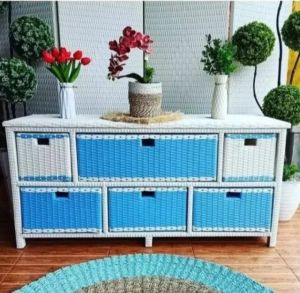 RAK BUFFET LEMARI MODEL JASMIN ROTAN SINTETIS ANYAM RANGKA PUTIH