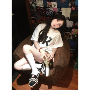 Retro American Pure Cotton Shoulder Length Short Sleeve T-Shirt Women Summer Loose Korean Style Half Sleeve Design Unique Top