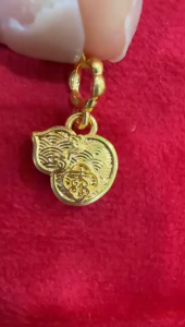 Poh Heng Jewellery 22K Auspicious Gourd Charm in Yellow Gold *Online Exclusive*[Price By Weight]