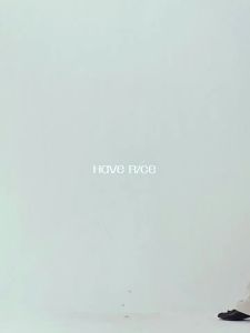 HAVERICE | Áo Thun Ôm Phù Hợp Với Người Đi Làm In Điểm Jacquard Cổ Henry