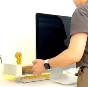 ชั้นวางคอมพิวเตอร์ตั้งโต๊ะ ชั้นวางบนโต๊ะทํางาน มี 3 ลิ้นชัก ความสูง: 8 ซม./15 ซม