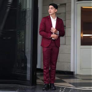 Sevenfour jas pria blazer slimfit casual formal moderaizen maroon wedding kantor