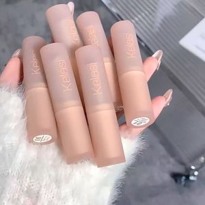 【หุ้นท้องถิ่น】【ซื้อ 1 รับ 1】ลิปสติกเนื้อแมทลิปสติกลิปไม่ติดแมสลิปสติกกันน้ำคงทนให้ความชุ่มชื้นและลิปสติกให้ความชุ่มชื่นกลอสปากแดงแต่งหน้า 