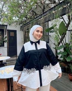 Atasan kemeja terendi 2024kemeja japan haigh quality kemeja termurah n simpel utk dibawa kmn aj/Syaki Fashion