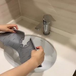 [SG SELLER]Faucet Absorbent Mat Washable Silicone Faucet Sink Splash Catcher Backsplash Guard Drying For Kitchen Bathroom Counter