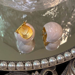 Retro Fashion Enamel Circle White Earrings Simple Niche Design Cool Style Ear Jewelry Trendy Alloy Silver Gold Plated Female