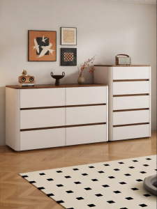 Solid Wood Large Capacity Storage Chest