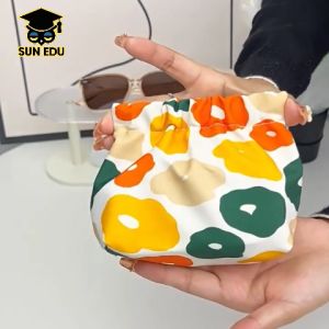 Tas pouch penyimpanan kosmetik mini/ Mini storage bag kabel earphone lipstik