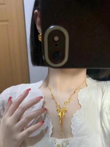 ผ้าไหม Touchพู่สร้อยคอผีเสื้อ 18k Gold Princess On The Run 5g Craft Clavicle Chainเครื่องประดับสําหรับผู้หญิง