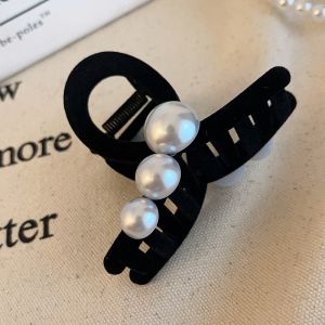 Retro French Fall and Winter Black Velvet Pearl Medium Size Hair Claw Womens Hair Volume Less Back Head Updo Shark Clip Barrettes New