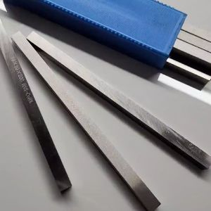 Pahat Bubut HSS - Cobalt 8% 10×10×200 / Betel Bubut Co8 / Mata Pisau Bubut Co8 / Mata Pisau Stainless / Mata Pisau Bubut Baja Co8