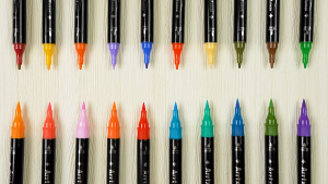 Arrtx 32 Dual Tip Acrylic Markers
