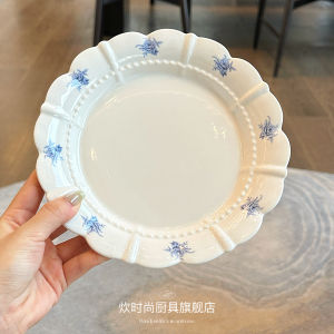 Elegant Ceramic Shallow Plate for Afternoon Tea Desserts European Style High Aesthetics Bone Dish French Style Rimmed Shape