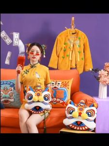 新年抱枕 沙发 醒狮枕头 2024 CNY Pillow 3D Simulation Festive Waking Lion Sofa Pillowcase Backrest Embroidery Pillow
