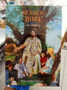KJV Classic Edition Bible - Seaside Edition Full-color Illustrations (Hardcover w/ zipper): Holy Bible King James Version