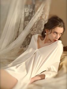 ชุดนอนผ้าไหมน้ำแข็งเซ็กซี่ เสื้อชูผ้าไหมน้ำแข็ง ชูฟิตเซ็กซี่ พร้อมส่งจากไทย H9068