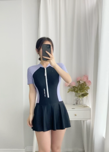 AquaPlay one-piece swimsuit womens conservative slim girl swimsuit sun protection surfing suit womens short-sleeved swimsuit