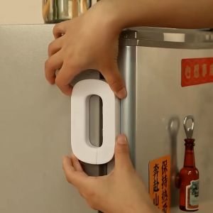 เสริมความเชื่อมั่นในทุกๆ ๆ ๆ ครั้งแรก: สายล็อคตู้เย็น ตัวล็อคประตูตู้เย็น สายรัดตู้ อเนกประสงค์ ป้องกันการหนีบ เพื่อความปลอดภัยสำหรับเด็ก