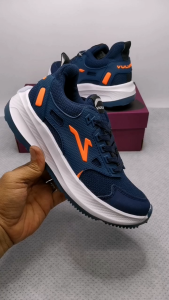 Sepatu Lari Pria Ringan Warna Navy dengan Sock Lari Gratis - Sepatu Running Outdoor Keren