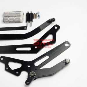 Footstep Underbone 8mm Honda sonic 150R Honda GTR 150R Ub custom plat besi [SRC]