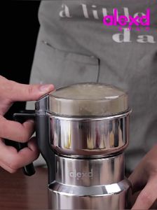 มีดสแตนเลส6ใบ พลังแรง เครื่องปั่นบด เครื่องบด เครื่องบดกาแฟ เครื่องบดพริก เครื่องบด เครื่องบดเนื้อ เครื่องบด เครื่องบดผง เครื่องบดสับ เครื่องบดอาหาร