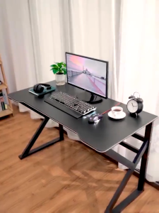 HM โต๊ะอีสปอร์ต โต๊ะคอมพิวเตอร์ 160cm โต๊ะคอมพิวเตอร์ตั้งโต๊ะ โต๊ะเล่นเกมแบบเรียบง่าย โต๊ะเขียนหนังสือ โต๊ะอีสปอร์ต