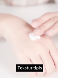 Sadoer Anti-Cracking Hand Foot Cream for rifting heel rough heel keratinoclerosis of foot peeling of hands and feet dry split of hands barbed discomfort 防裂手足霜,适用于脚跟干裂、脚跟粗糙、足部角质化、手足脱皮、手部干裂、手部倒刺不适等。