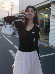 Korean Style V-Neck Long Sleeve T-Shirt Womens Spring Autumn Butterfly Knot Short Slimming Base Shirt Inner Wear Top Women