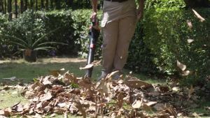 เครื่องเป่าใบไม้ไร้สาย 20V Brusless Motor แรงลม 70 เมตร/วินาที ยี่ห้อ OSUKA รุ่น OCLB446 (รับประกัน 6เดือน)