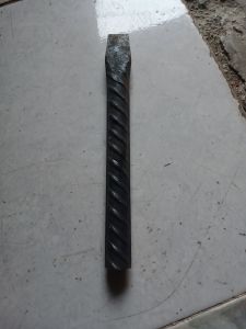 Betel pahat Diameter 22mm ujung pipih panjang 24.5cm